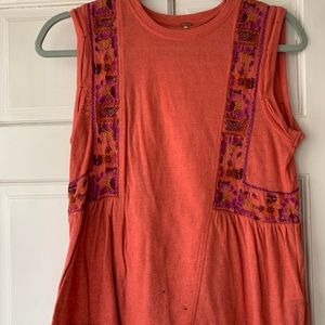 Women’s free people top!